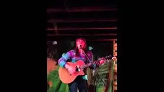 Jess singing a Von Strantz song.