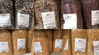 Blue Popcorn vs. Purple Popcorn vs. Red Popcorn vs. White Popcorn vs. Yellow Popcorn