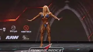 Missy Truscott 🇨🇦 10th @ 2025 Ms. Olympia (FIG)