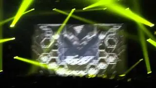 SKRILLEX dubstep scene ZENITH PARIS 26/04/2012