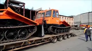 Трелевочный трактор  МСН-10-003-07 с бульдозерным оборудованием. Трехместная кабина.