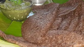 थंडीसाठी खास पौष्टिक नाश्ता | नाचणी-बाजरीचे जाळीदार घावने आणि चटणी. Nachni Bajri Ghavan & Chutney