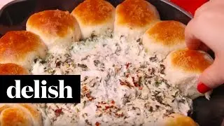 Holiday How To: Baked Biscuit Wreath Dip | Delish