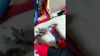 Proses penyambungan pipa paralon dengan alat sederhana #shorts