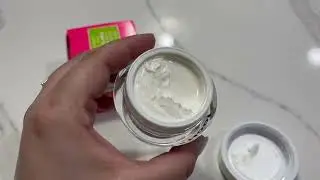 Hard As Hoof Nail Strengthening Cream Review, Amazing! Use it nightly over nail polish!