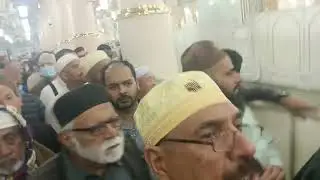 اے اللہ کے حبیب مجھ گنہگار سیاہ کار کا سلام قبول فرمائیں۔ أمین