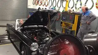 Smidge on the rollers with Peter Baldwin at the old Lister factory in Cambridge