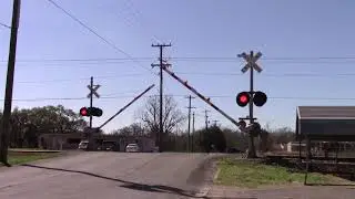 BNSF Manifest and Crockett Street Railroad Crossing | Liberty, TX | 3-19-2021
