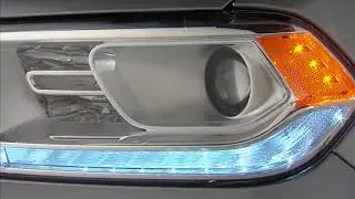 Headlight Controls-How to use the headlight, tail lights and parking lights in 2018 Dodge Durango