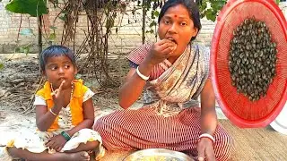 Potato And Small Snail Recipe In Santali Style|Village Style Samuk Recipe|Snail Curry recipe