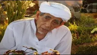 KH. MAEMOEN ZUBAIR, Mbah mun memberikan tausiah di Makah Al Mukaromah
