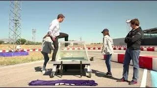 El Mago Sun nos sorprende con incre&iacute;bles trucos de ilusionismo&hellip; y escapismo - Cent&iacute;metros C&uacute;bicos