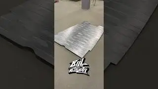 Fabrica&ccedil;&atilde;o do assoalho do Citro&euml;n Traction Avant #funilaria #restaura&ccedil;&atilde;o #metalshaping