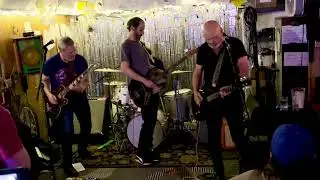 &ldquo;Ripped to Shreds&rdquo; THE NECKBONES rock and roll Betty&rsquo;s Grill in Nashville, Tennessee. July 18, 2024.