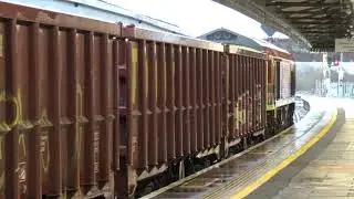 Stone trains crossover 66 and 59 @Westbury 6V18 6V22 150126