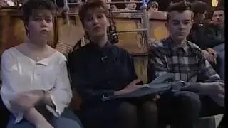 Stid 1988 gyda Nia Owens a'r Cyrff