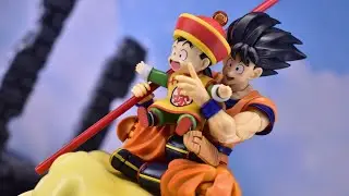 SDCC 2024 S.H. Figuarts Goku с Гоханом и Flying Nimbus