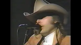 Dwight Yoakam - Truckin'