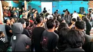 SUDDEN DEATH - infecting the crypts cover from suffocation