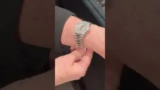 Rolex President Day Date 18k White Gold MOP Diamond Watch 118389 Review | SwissWatchExpo