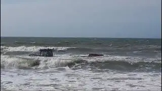 Hoogtij verrast beachcleaner bij opruimwerken steenpuin in Middelkerke