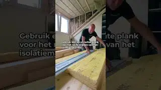Hoe plaats je isolatiemateriaal in de wanden? - Dakkapel zelf afwerken - Montis Bouw #shorts