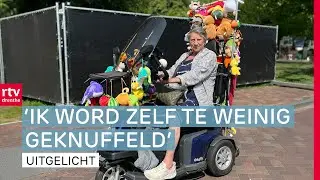 Johanna (72) sjeest in haar dikke knuffelscootmobiel door Assen | RTV Drenthe