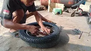Pakai mizzlee! power tread-suka dengan ukiran batiknya dan Tahan lama