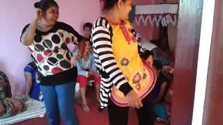 4  Manisha+rashmi Chor bajari