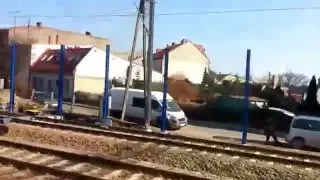 Ekrany na linii kolejowej nr 271 Wrocław Gł&oacute;wny - Poznań Gł&oacute;wny