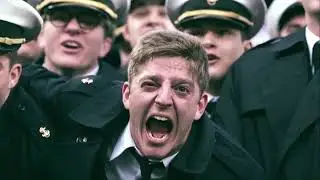 Признание выдающегося американского лауреата премии &laquo;Армия-ВМС&raquo; за участие в игре. Вручение памят...