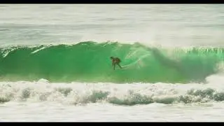Zeke Going Wild! INSANE Step-Offs & Massive Barrels | Gold Coast, Australia 🌊🤯