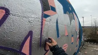 Graffiti Chrome Piece under the Bridge (RAW audio)