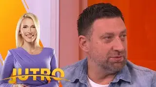 Kako izgleda druženje u restoranu u kom gosti sede i jedu u potpunom mraku? - JUTRO