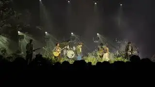 ลมแล้ง (Summertime) - YEW feat. LANDOKMAI live at SEASONS - YEW THE FIRST CONCERT