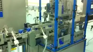 APLICADORA AUTOM&Aacute;TICA DE SLEEVES EM POTES EPET AC 300 COPR