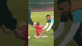❤️ So sweet! Gabriel Jesus with his little princess #dad #daughter #arsenal
