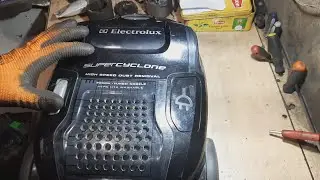 Пылесос Electrolux 2000 - разборка.