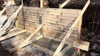 Concrete retaining wall with Simpson WT8 ties&mdash;All Access Construction method