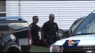 10-year-old girl tied up during home invasion, mom says
