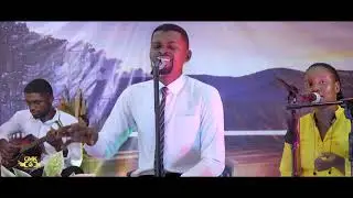APPRENDS - MOI A TE SERVIR - Fr Sbems ETIENNE