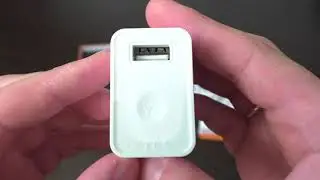 Распаковка смартфона Moto E5 Plus