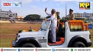 Karnataka Rajotsav: Minister Eshwar Khandre hoisted the flag in Nehru stadium.