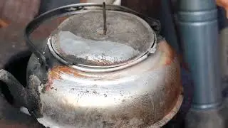 300W Pulse Laser Cleaning Machine | Instantly Removes Rust & Stains from Metal Kettle