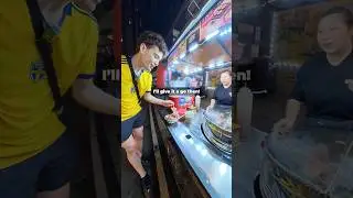 Trying Street Food in the Philippines 🇵🇭