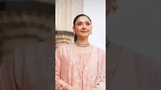 Pakistani actresses 💕 durefishan, ayeza Khan latest Dresses Design look