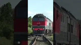 2 секции и 1 вагон. Самый короткий грузовой поезд #поезда #железнаядорога #diesellocomotive #ржд