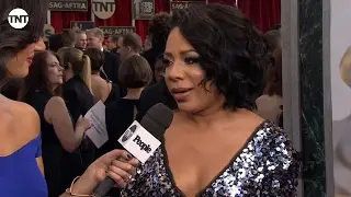 Selenis Leyva I SAG Awards Red Carpet 2016 I TNT
