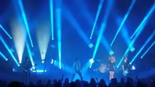 R5 performing Lightning Strikes Live
