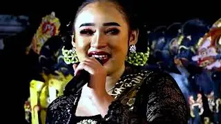 SEMUA REQUEST KOK MINTA NIKEN YANG NYANYIIN YAA !! 